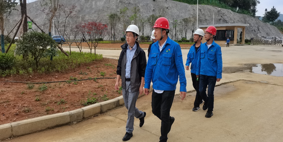 太阳集团官网集团纪委到安顺和金沙公司调研，开展廉洁从业专题培训及专项检查